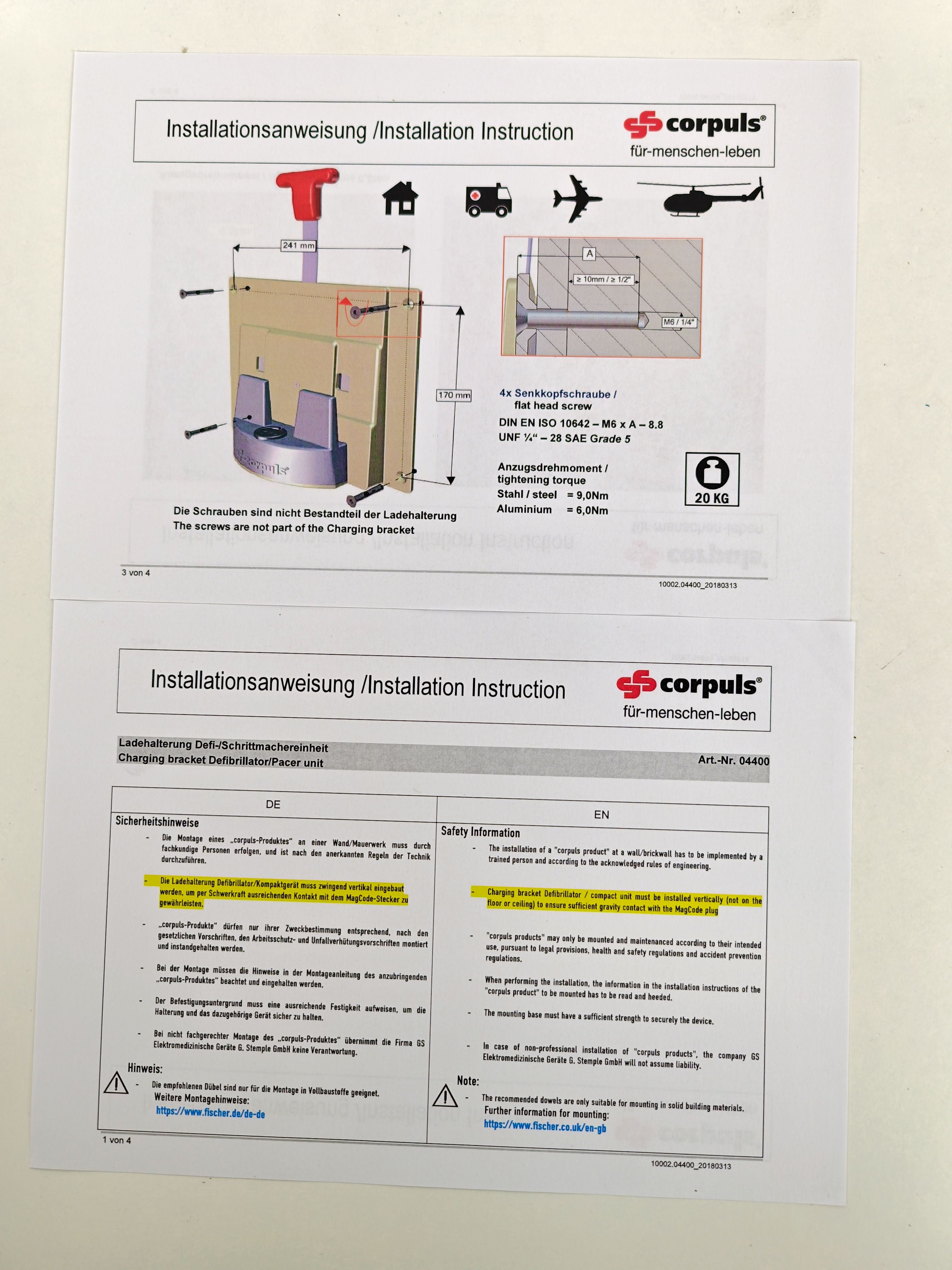 Ladehalterung / 12V-Ladestation für Corpuls C3 Defibrillator